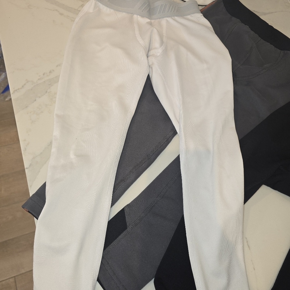 Boys Base Layer - Picture 2 of 5